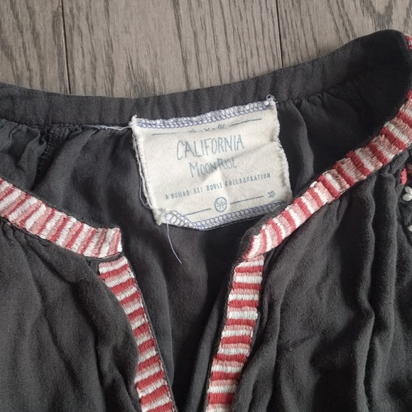 Beautiful dress by California MoonRise 🍀🌼🌸 - Picture 5 of 16